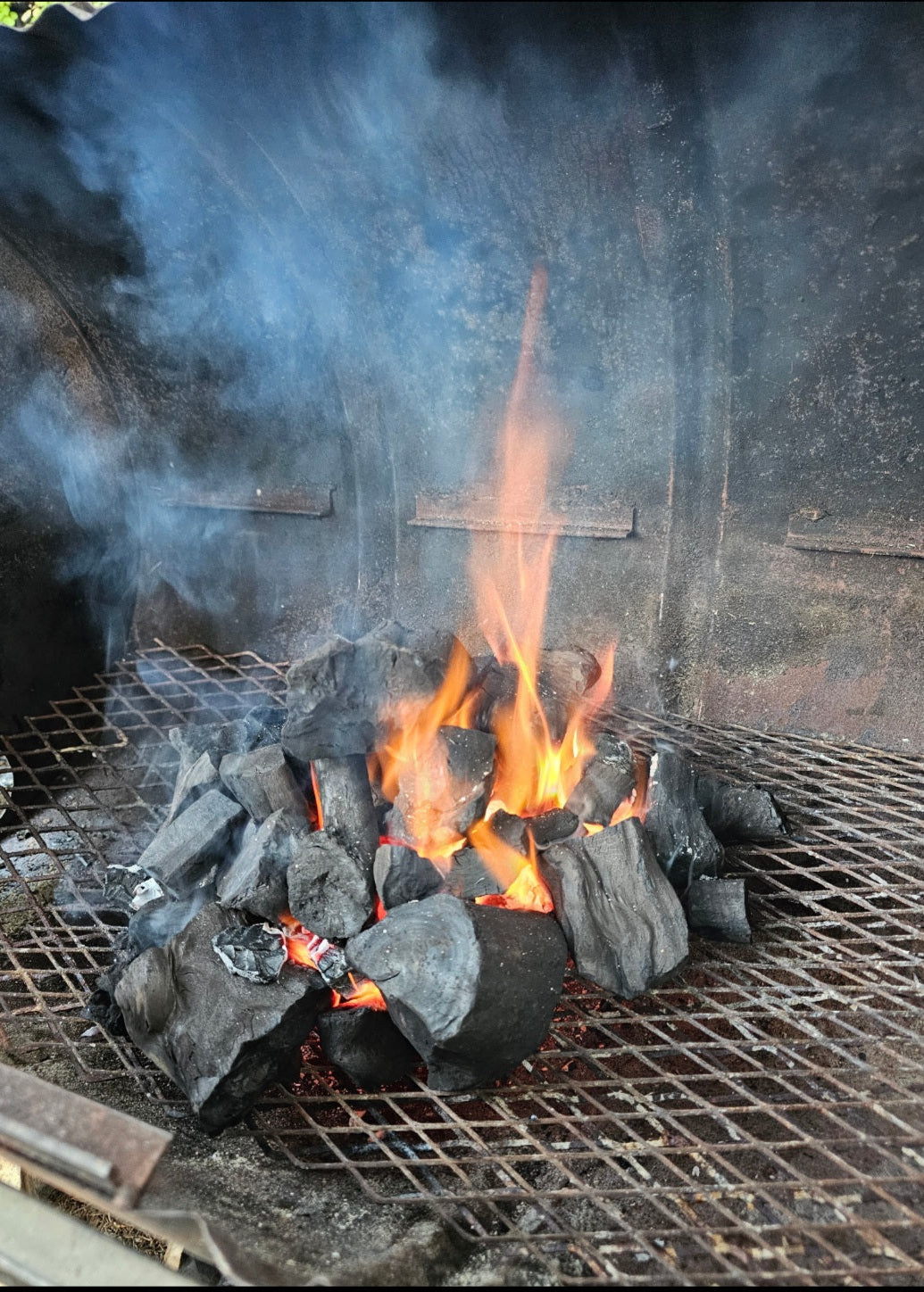 HellFire Charcoal lahjakortti alk. 10€